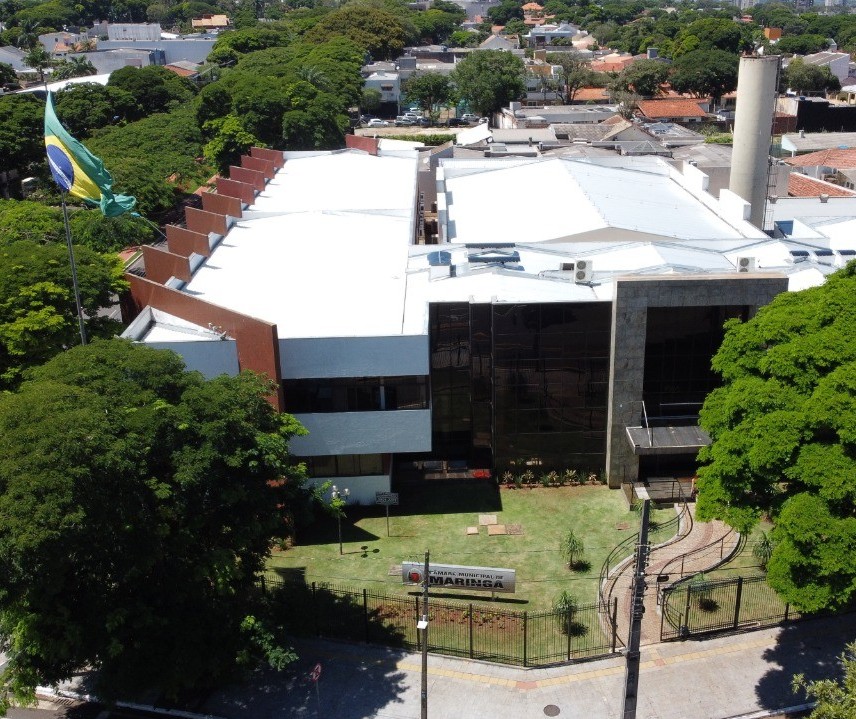 Aterro sanitário e pedreira são alvo de questionamentos de moradores em Maringá