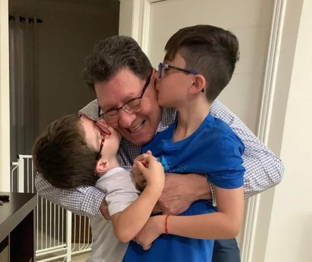 Medida da ausência: uma homenagem ao amigo Ademar Binhardi