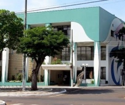 Prefeitura de Guaíra abre 51 vagas