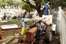 Cemitério de Maringá está lotado novamente