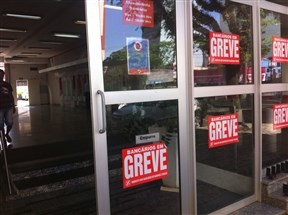 Bradesco consegue liminar para reabrir agências de Maringá durante greve