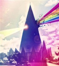 Cartaz de parada gay com imagem da catedral de Maringá gera polêmica