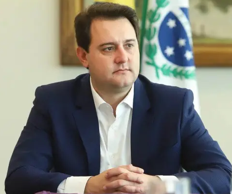 Ratinho Junior (PSD) é reeleito governador do Paraná