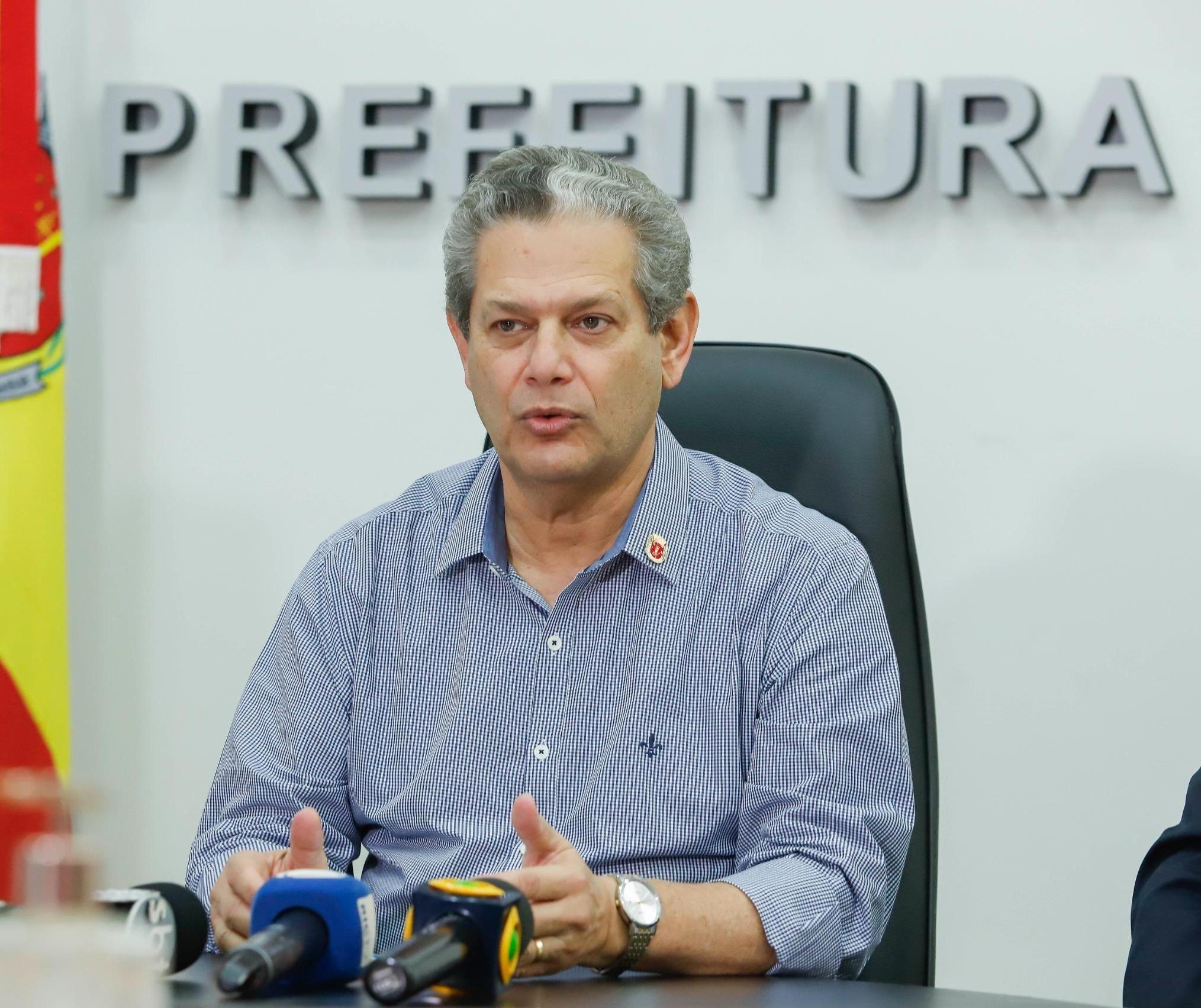 Prefeito Silvio Barros retorna de viagem oficial