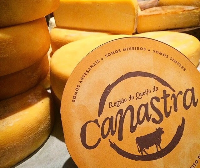 Variedade de queijos brasileiros 