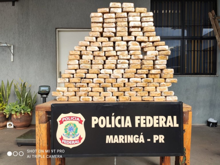 Polícia Federal apreende em Maringá caminhão com 154 kg de crack