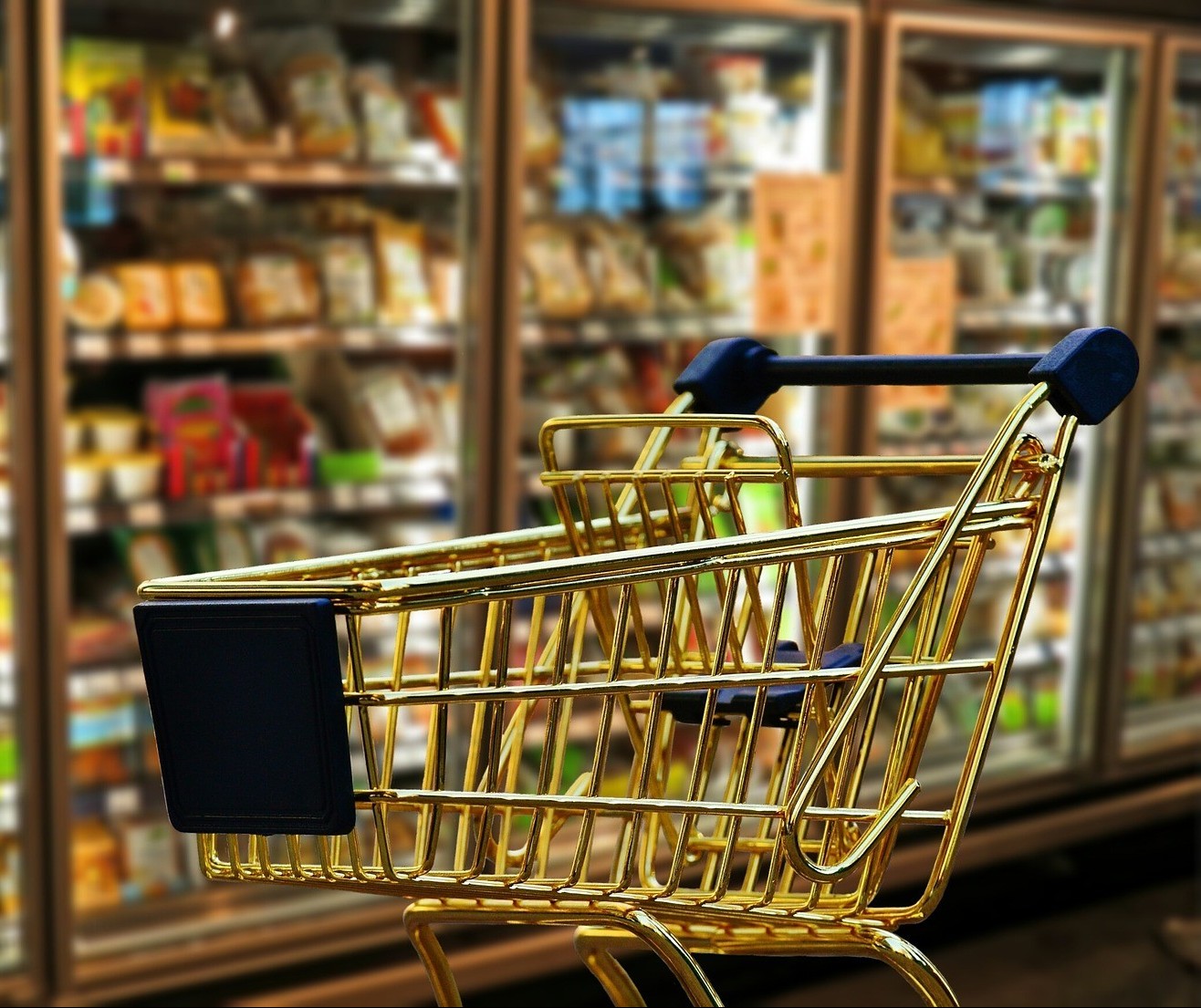 Projeto aprovado pelos vereadores determina informações em braile em supermercados