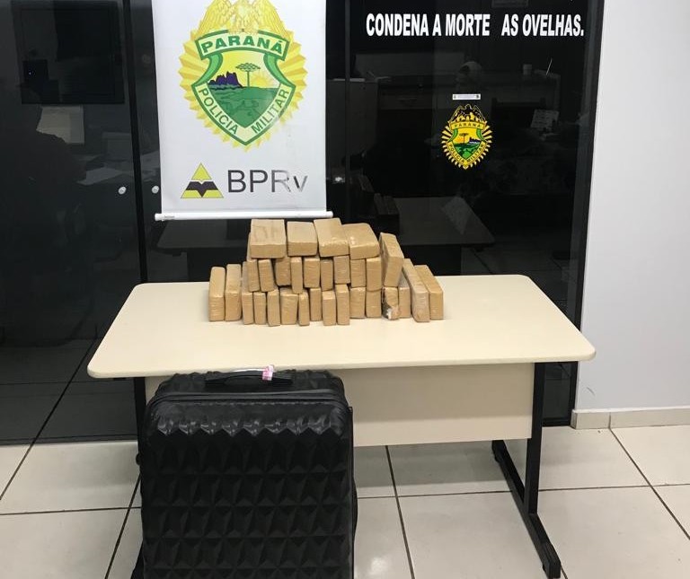 PRE apreende mais de 29 quilos de maconha em Floresta 