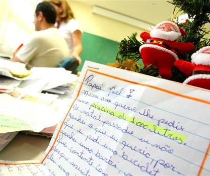 Correios de Maringá ainda têm duas mil cartas para o Papai Noel