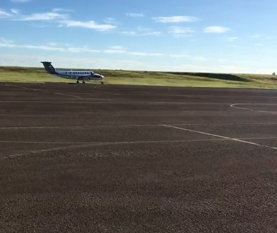 Exames da Covid-19 estão sendo levados de avião para Curitiba