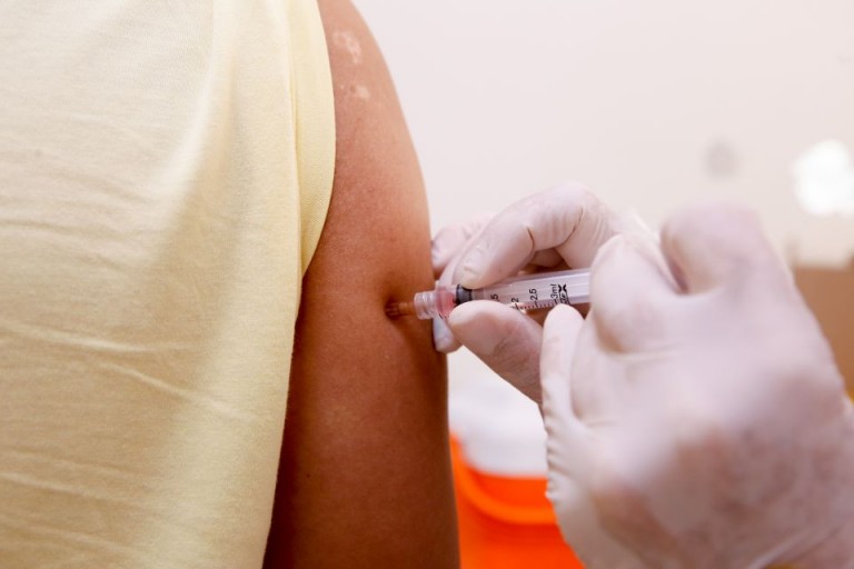 Maringá começa a 2ª fase de vacinação contra a gripe