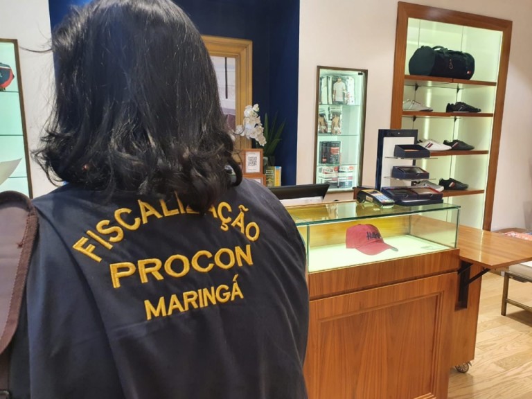 Procon vistoria comércio de Maringá sobre precificação e serviços aos consumidores