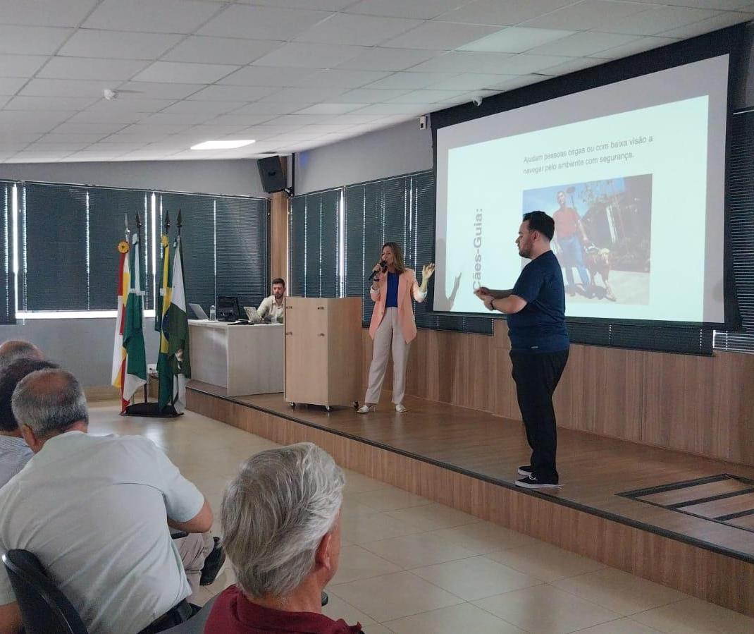 Maringá é sede do 1º Congresso Brasileiro de Cães de Assistência