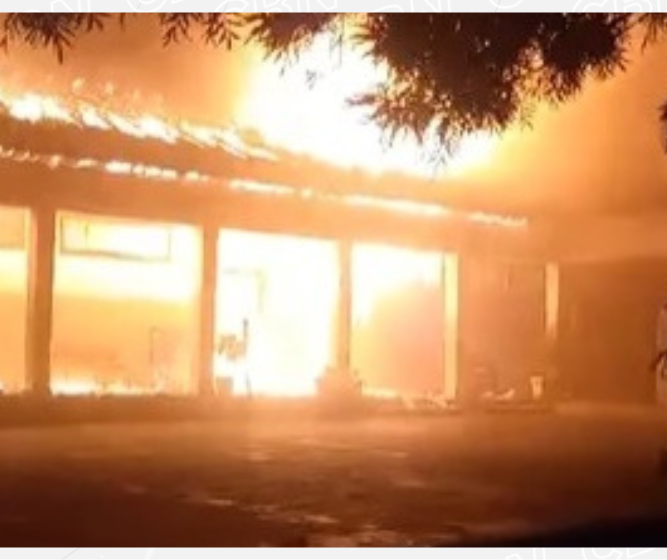 Incêndio destrói salas de aula de colégio estadual em Itaúna do Sul