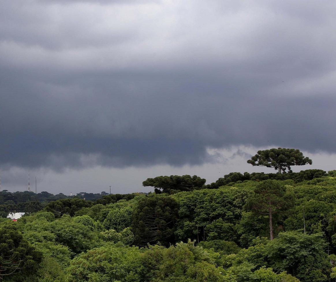 Rajada de ventos chegou a 91,1 km/h em Diamante do Norte