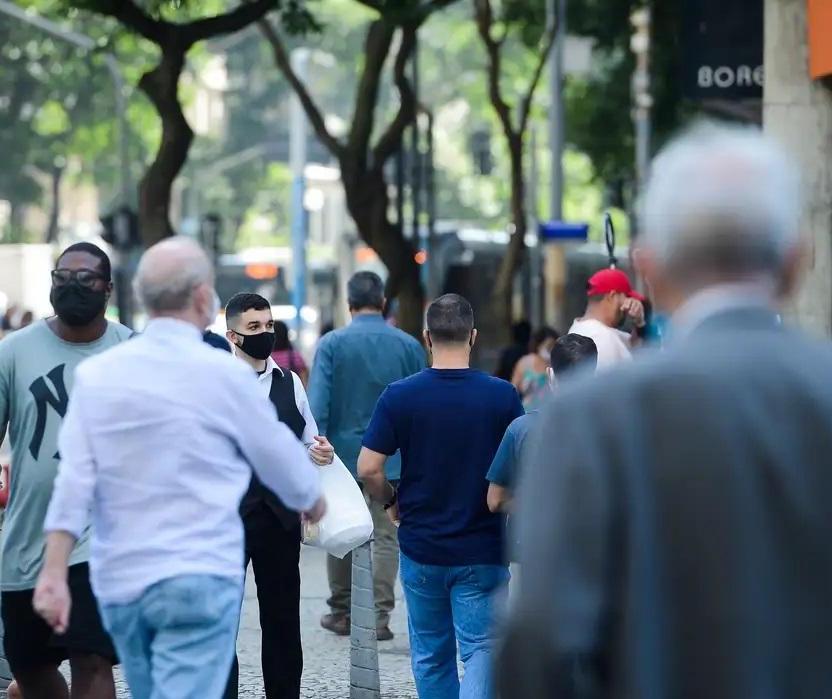 Embora as pessoas estejam vivendo mais, novas doenças desafiam qualidade de vida