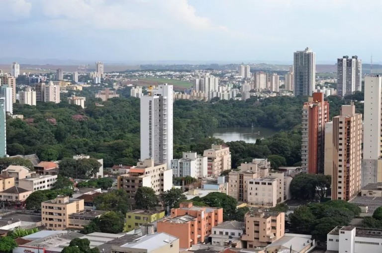 Saiba o que abre no feriado desta segunda-feira, dia 10, aniversário de Maringá