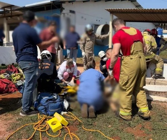 Dois trabalhadores morrem por falta de oxigênio em fosso de granja 