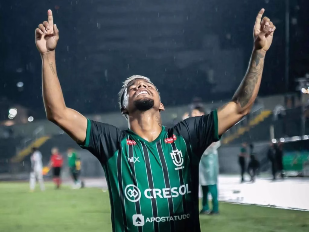 Com gol nos acréscimos, Maringá FC avança na Copa do Brasil e garante Pix milionário