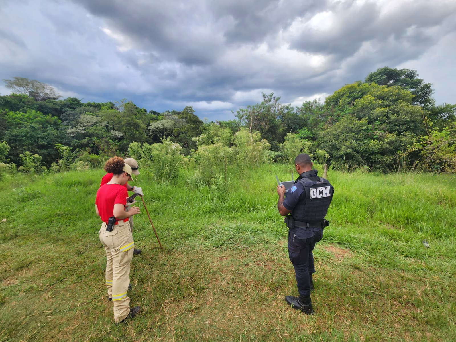 Adolescente de 16 anos com síndrome de Down desaparece em área de mata e mobiliza buscas do Corpo de Bombeiros em Sarandi