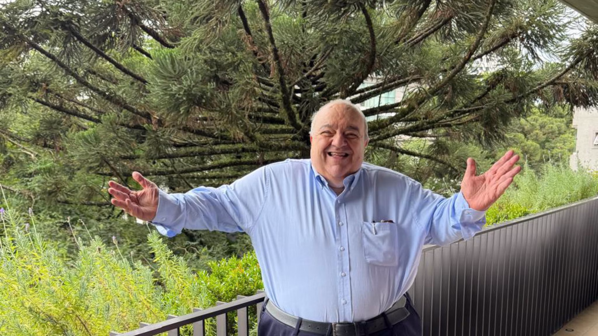 Rafael Greca fala sobre a pré-candidatura ao governo do Estado