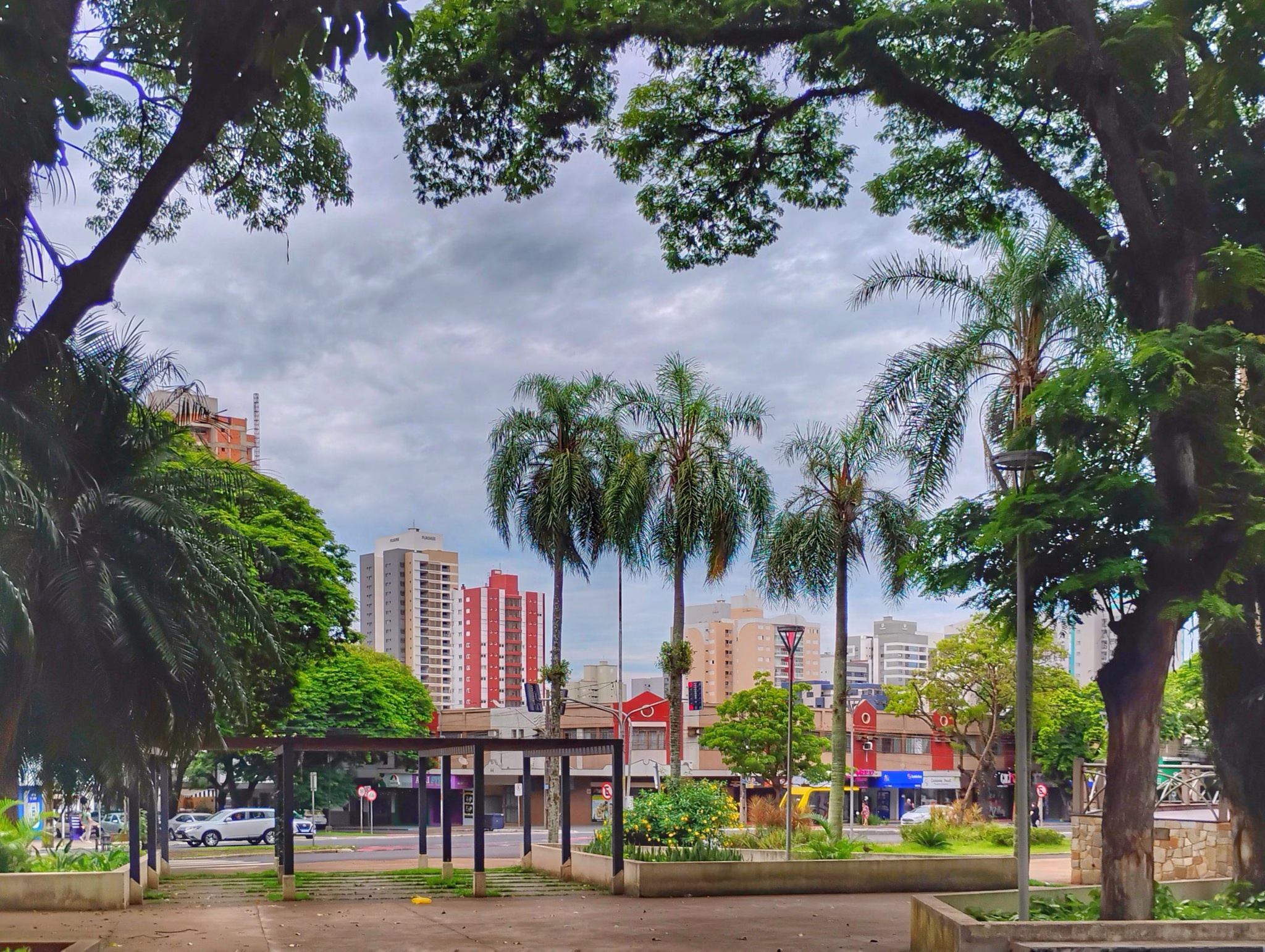 Simepar indica tempo chuvoso em Maringá nesta terça-feira (28)
