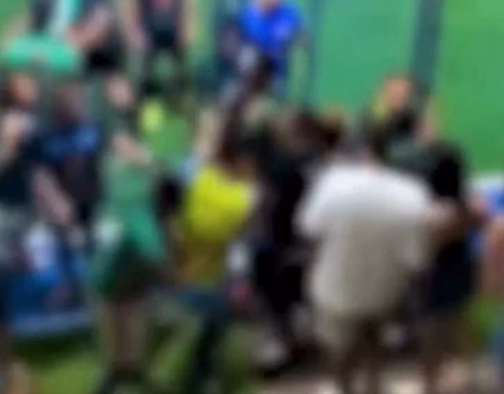 Comemoração de gol gera confusão e termina em briga generalizada em arena de Maringá; veja o vídeo