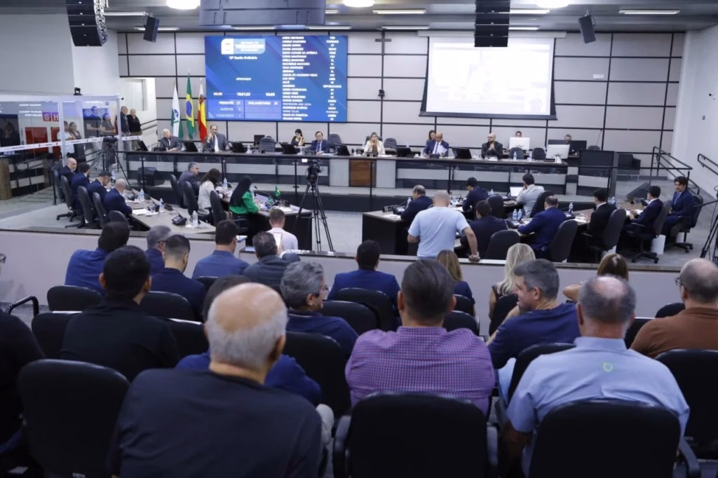 Câmara aprova feriado na segunda-feira toda vez que o aniversário de Maringá cair em um domingo