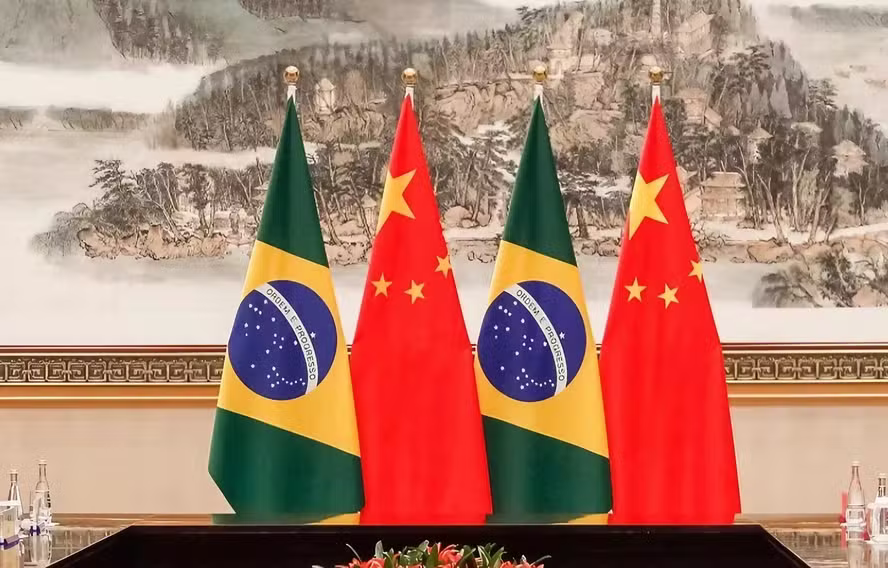 Investimentos chineses crescem 45% no Brasil