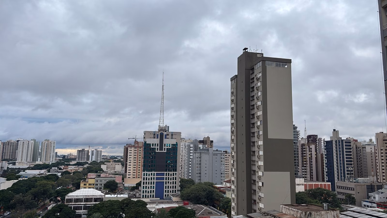 Confira a previsão do tempo para Maringá neste domingo (17)
