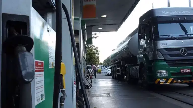 Agro e logística elevam consumo de diesel no Brasil