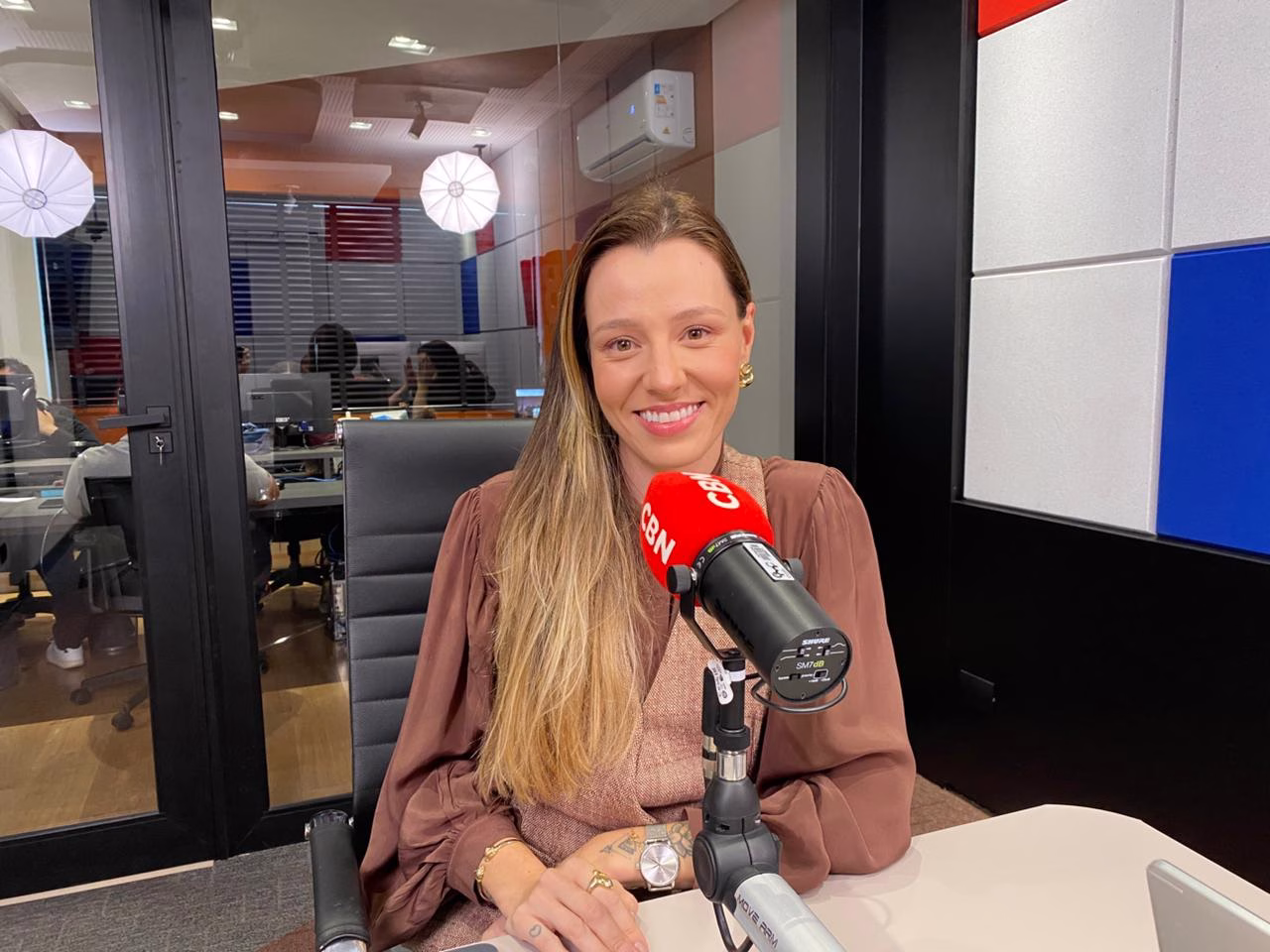 Padrão de sobrecarga pressupõe a realidade da mulher na busca pelo equilíbrio
