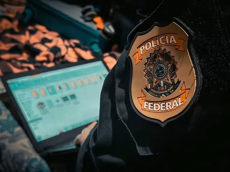 Operação da Polícia Federal mira fraude milionária em Maringá e região no Seguro-Desemprego