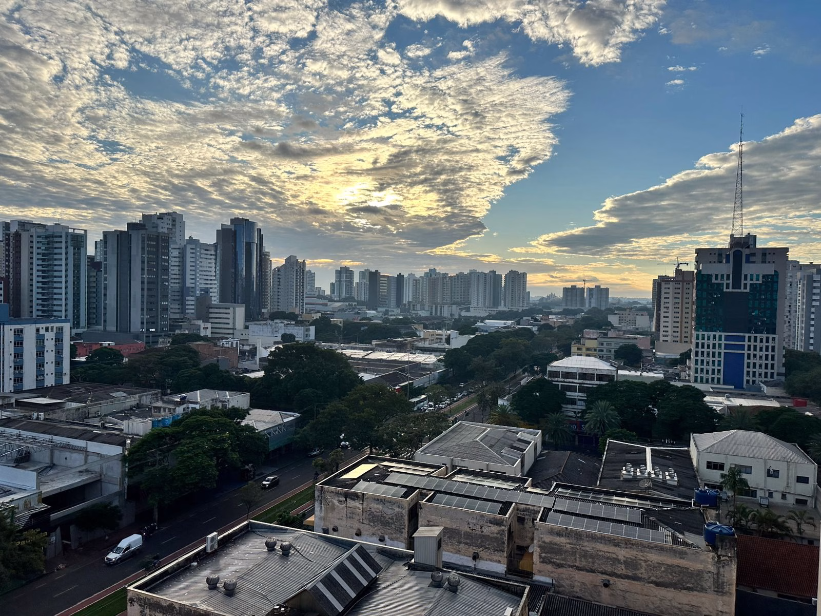 Quarta-feira (20) terá tempo firme e máxima de 21° C em Maringá