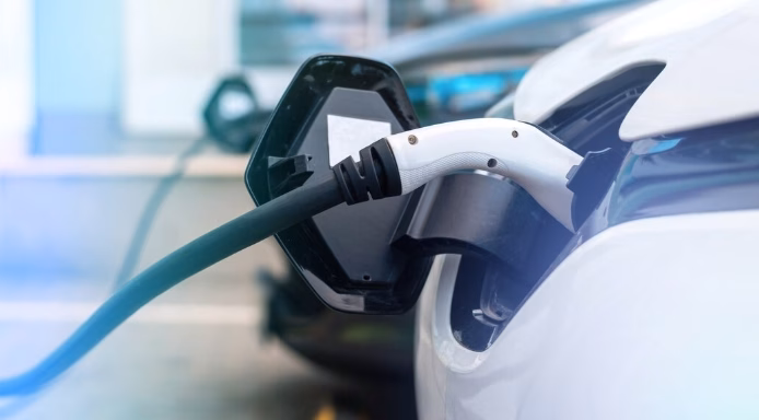 Baterias usadas de carros elétricos viram alternativa para redes de energia
