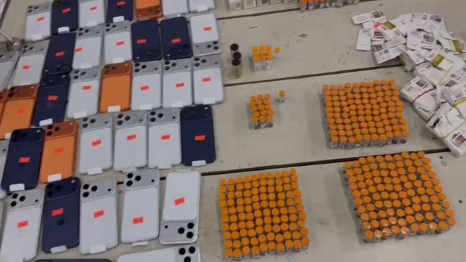 Operação apreende 132 iPhones e 600 ampolas de tirzepatida na região de Maringá; carga vale R$ 800 mil