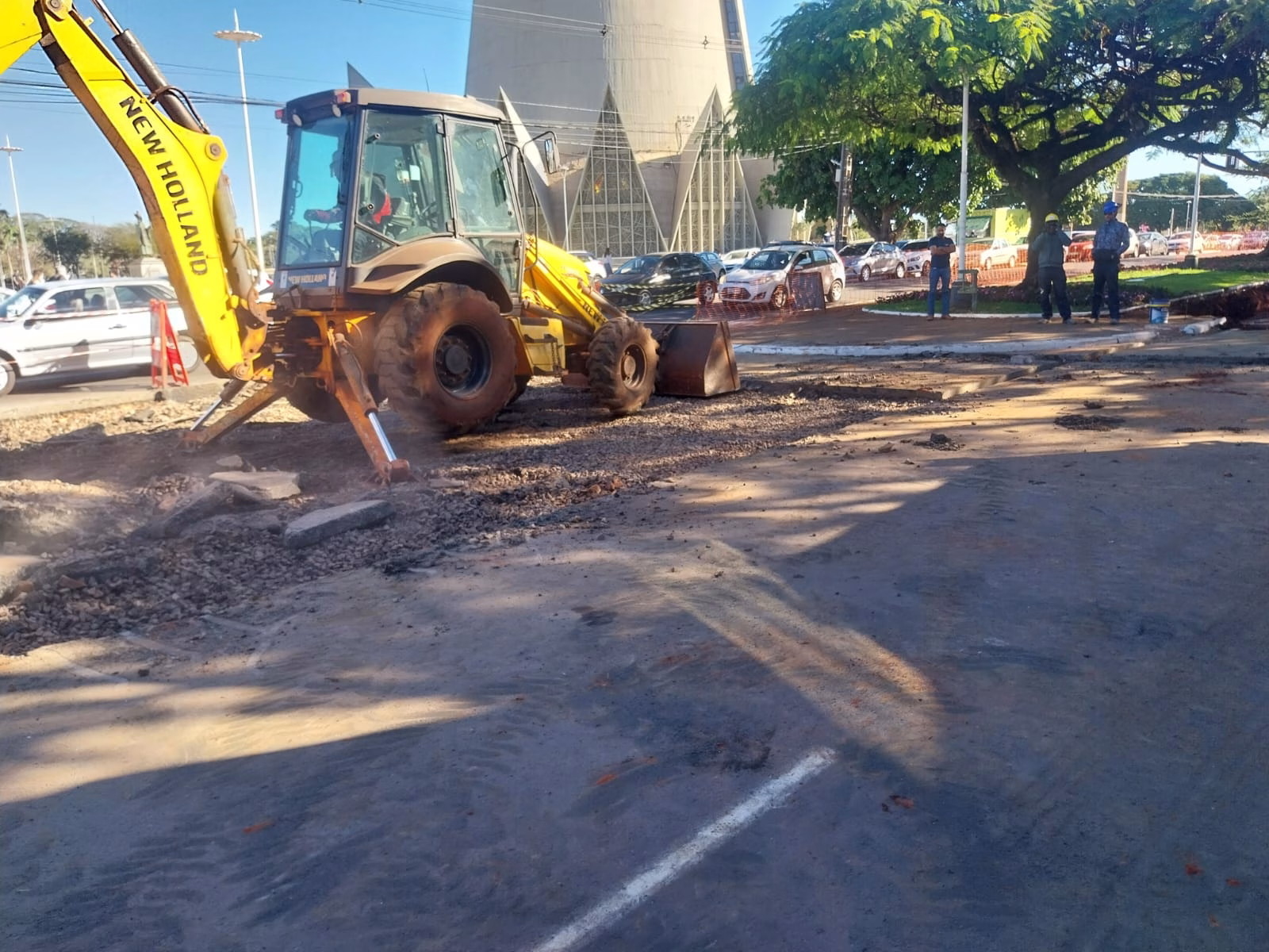 Faixa elevada na Avenida Tiradentes terá 140 metros e cronograma da obra é de 120 dias