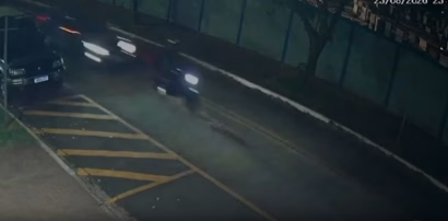 Novas imagens mostram momento em que estudante de medicina atinge motoboy em Maringá; VÍDEO