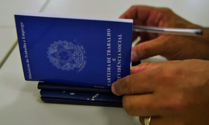 Agência do Trabalhador de Maringá tem 937 vagas disponíveis em diversas áreas; confira os cargos com mais oportunidades
