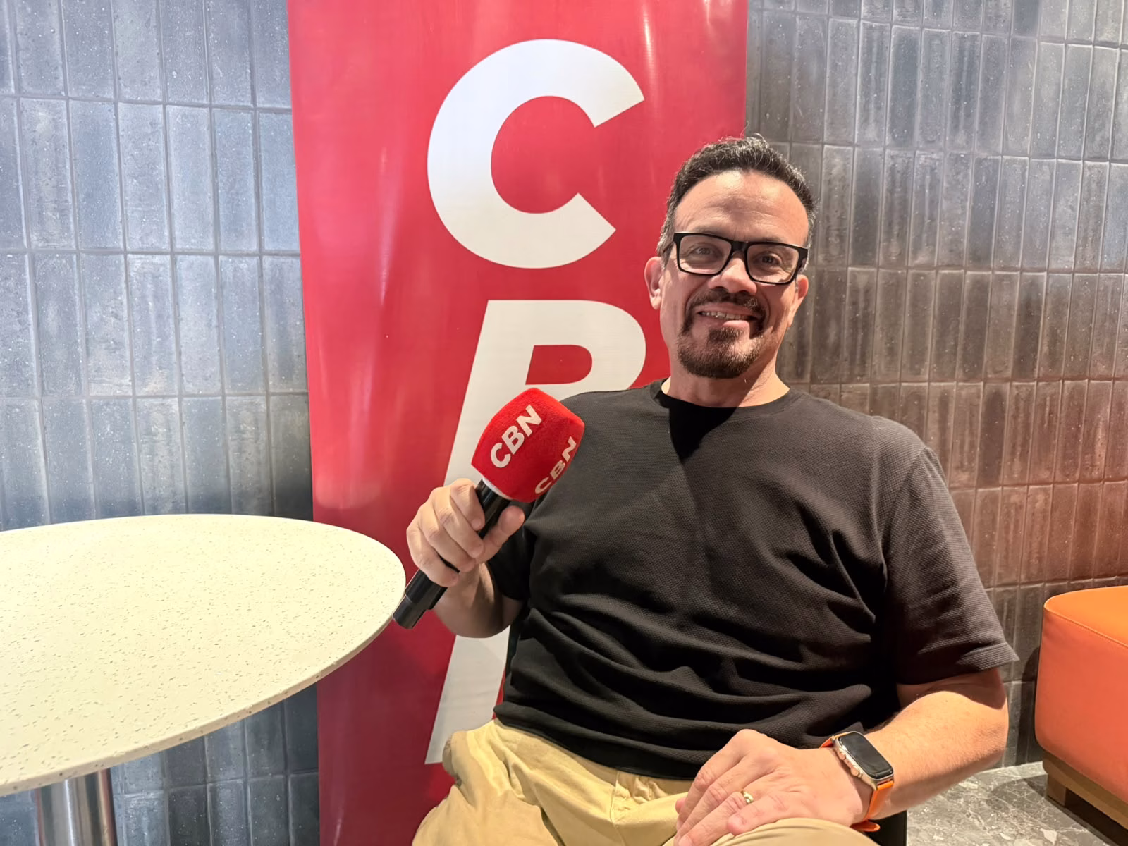 Entenda o potencial de alcance da mídia OOH