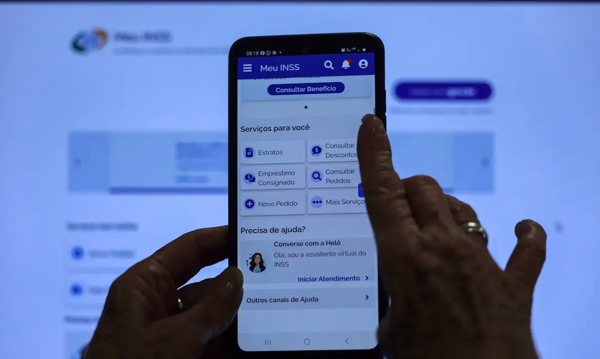 Beneficiários do INSS sem biometria facial no TSE podem contratar empréstimo consignado com Gov.br