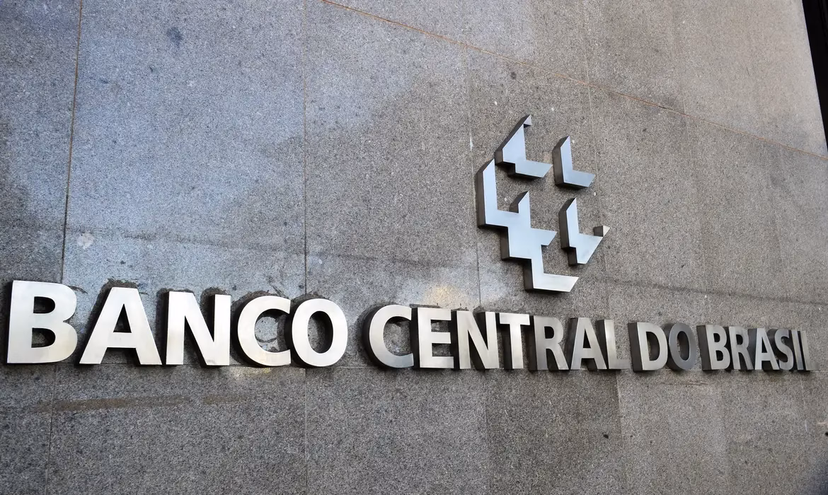 Selic pode cair e influenciar crédito, consumo e investimentos
