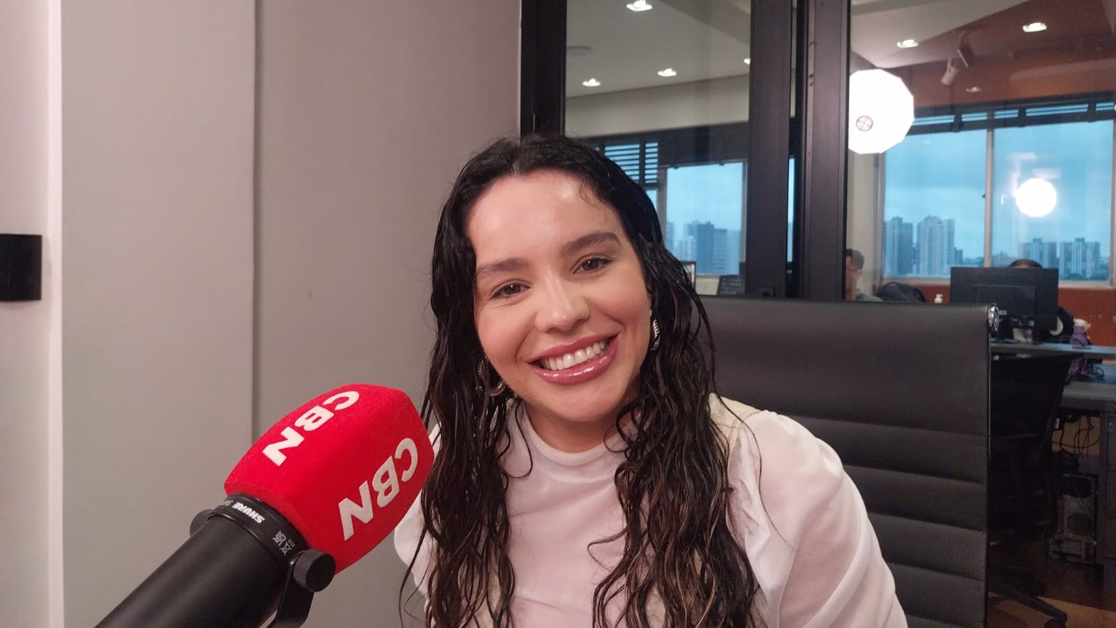 Juliana Canassa (PP) propõe um gabinete móvel