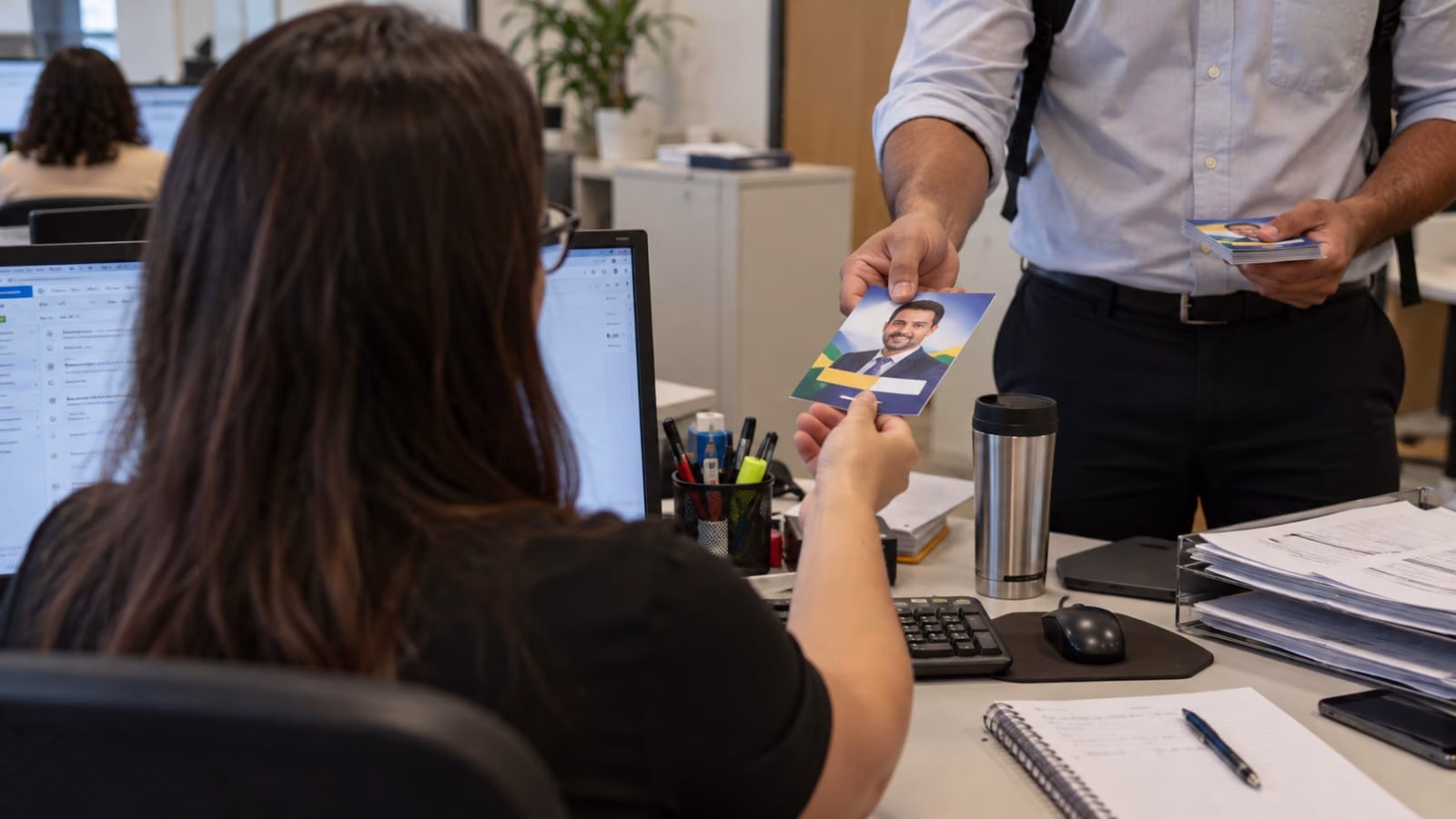 Pode falar de política no ambiente de trabalho?