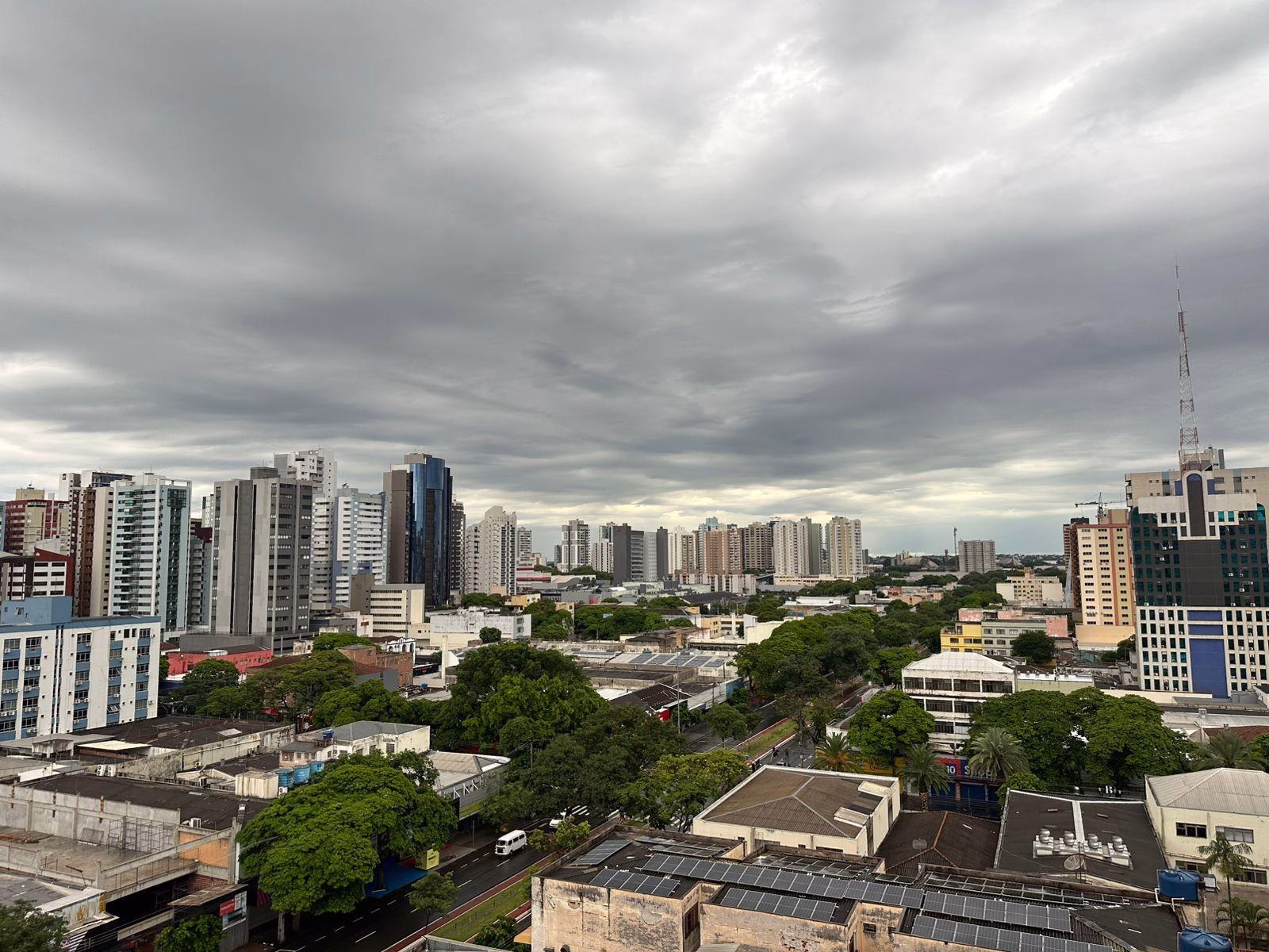 Confira os detalhes da previsão do tempo em Maringá e no Paraná