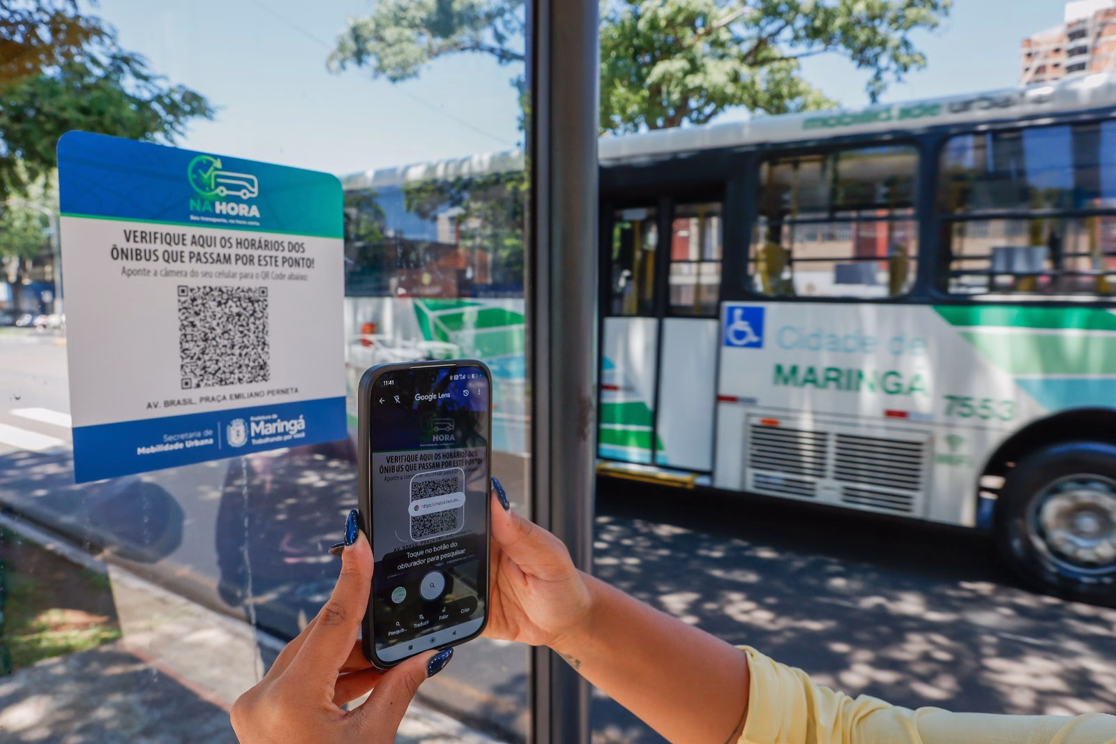 QR Code e WhatsApp ajudam a consultar a chegada dos ônibus em Maringá