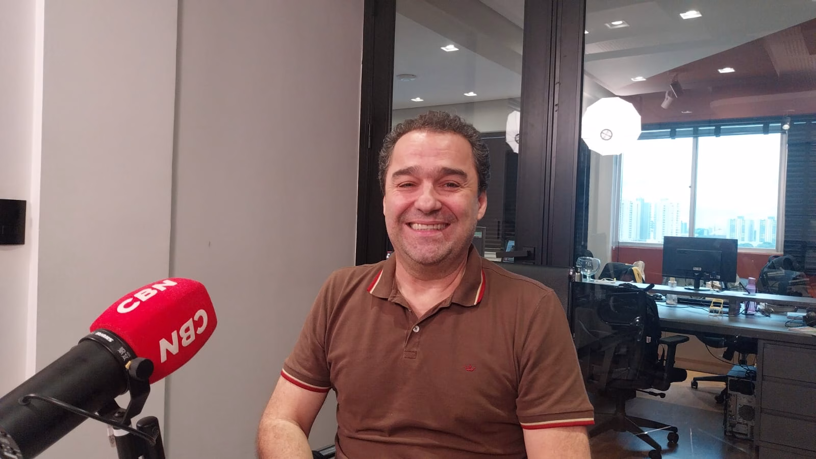 Secovi orienta consumidores sobre riscos de imóveis anunciados em redes sociais
