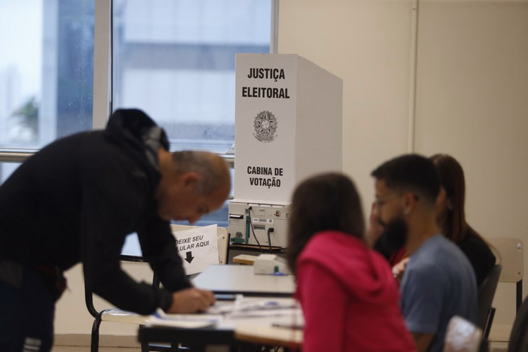 Problemas nas urnas