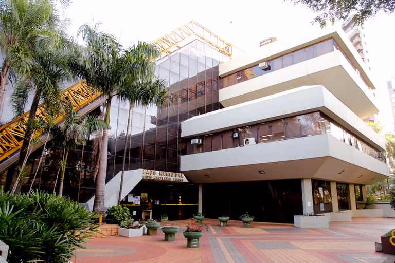 Gerente da Prefeitura de Maringá é presa sob suspeita de cobrar propina para liberar loteamentos